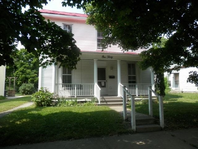 130 W High St, Eaton, OH 45320