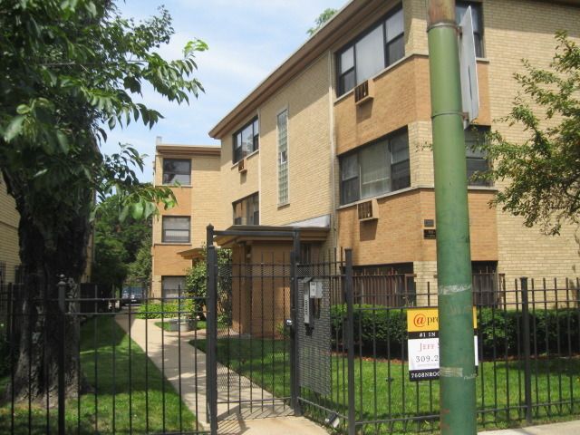 7610 N Rogers Ave Apt G3, Chicago, IL 60626