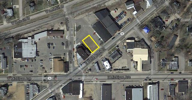 25 E Battle Creek St, Galesburg, MI 49053