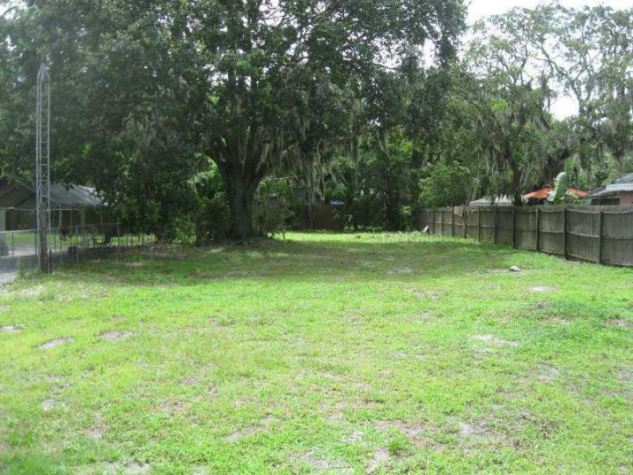 2622 5th Street East, Bradenton, FL 34208