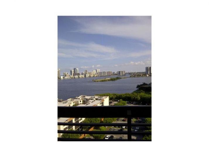 3400 NE 192 ST # 1603, Miami, FL 33180