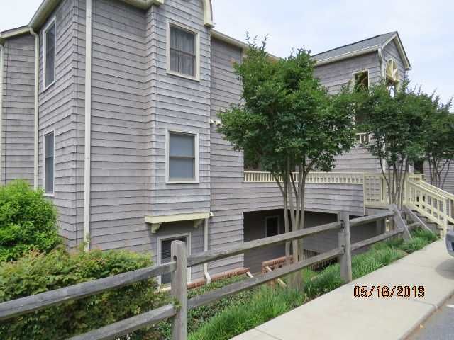 7332 Lakefront Dr Unit 1, Charlotte, NC 28278