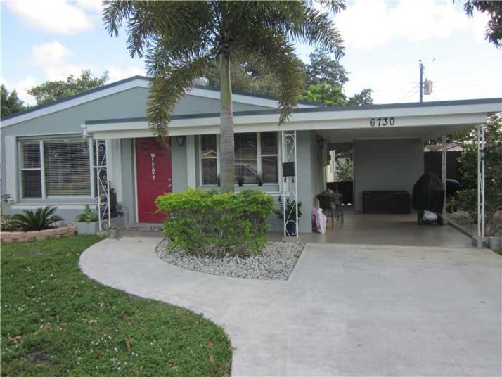 6730 FORREST ST, Hollywood, FL 33024