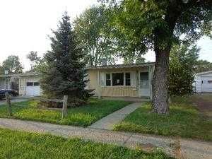 205 Prentice Dr, New Carlisle, OH 45344