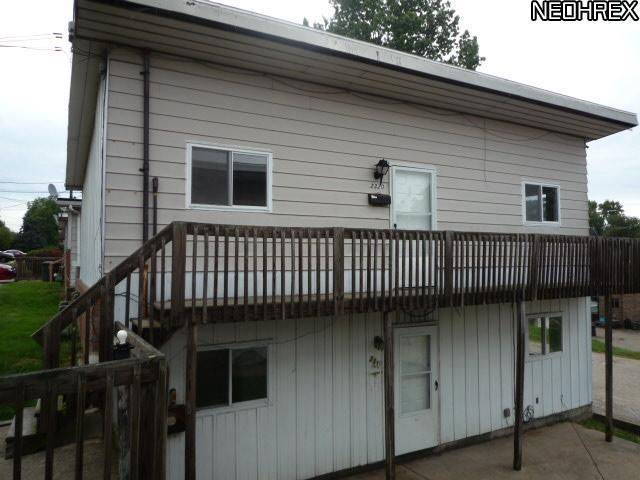 2318 2320 Newton St, Akron, OH 44305