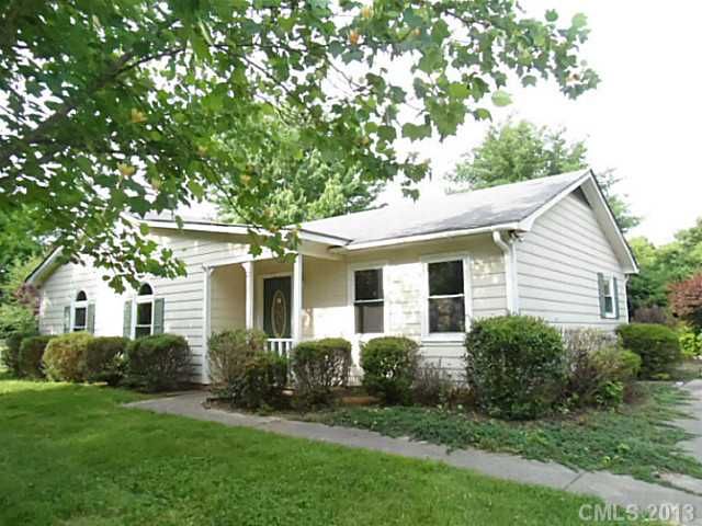 2113 Lark Trail Rd, Monroe, NC 28110