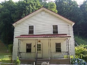 264 Chopping Br, Mc Roberts, KY 41835