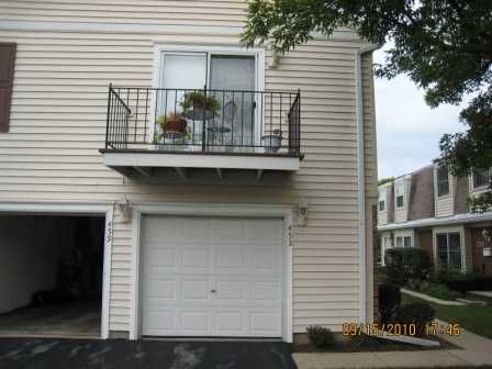 453 Onyx Ct # 64, Schaumburg, IL 60194