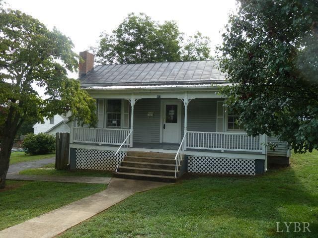 607 Vine St, Bedford, VA 24523