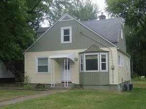 1409 43rd St, Moline, IL 61265