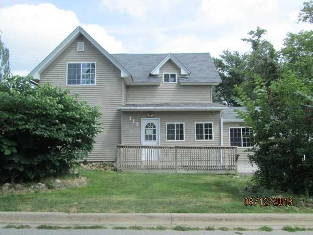 113 Garfield St, Harvard, IL 60033