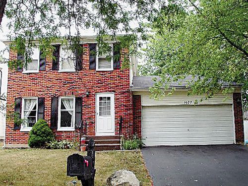 1677 Trafalgar Lane, Aurora, IL 60504