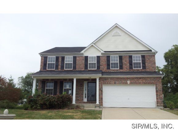 400 Americana Cir, Fairview Heights, IL 62208