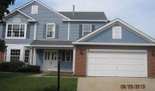 30 Larkspur Ln Streamwood, IL 60107