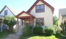 2923 W Cherry St Milwaukee, WI 53208