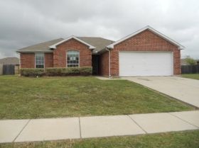 223 Amherst Dr, Forney, TX 75126