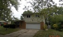 159 Pleasant Dr Chicago Heights, IL 60411