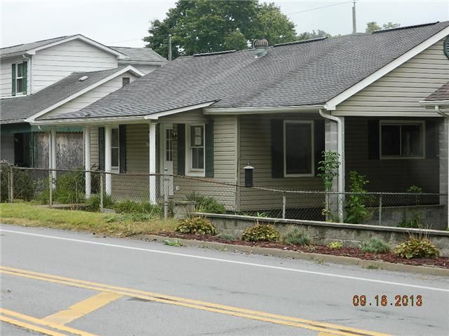 505 Justice Ave, Logan, WV 25601