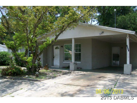 1071 E Patrick Cir, Daytona Beach, FL 32117