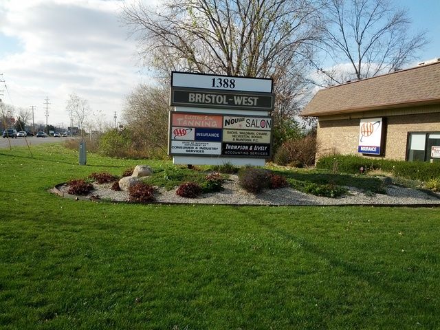 1388 W BRISTOL RD, Flint, MI 48507