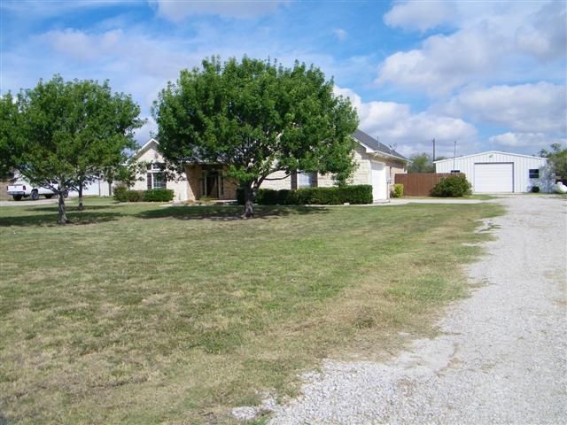 11991 Hill Country Circle, Ponder, TX 76259