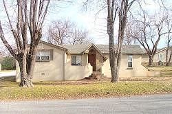 S Hazel St, Grove, OK 74344