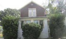 623 Chestnut Street Waukegan, IL 60085