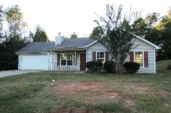 2411 Briarcliff Ct, Gainesville, GA 30507