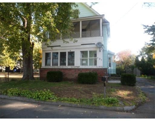 101 Sylvester St, Springfield, MA 01109