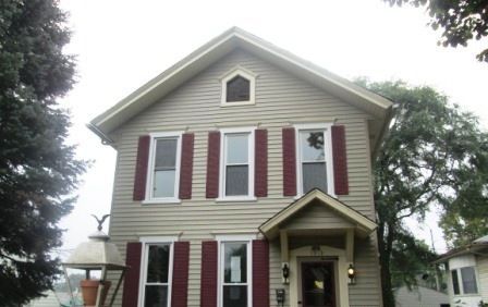 1913 West 3rd Stree, Davenport, IA 52802