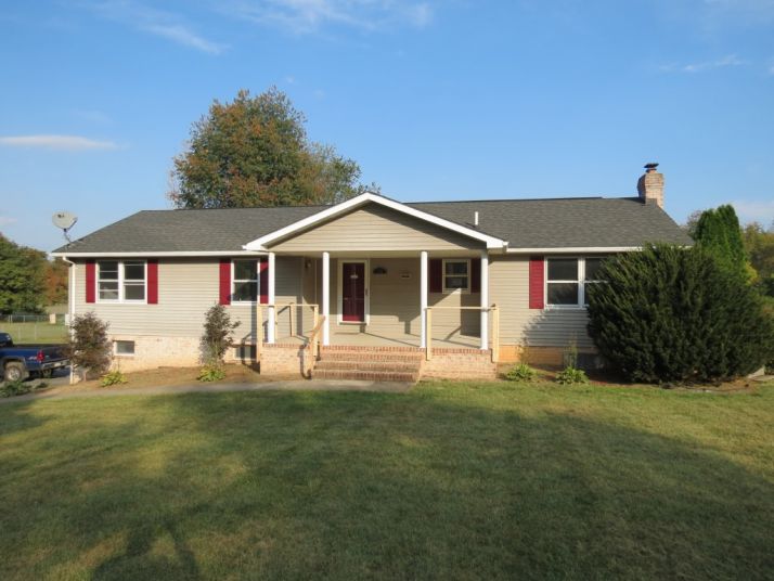 178 7th Street, Shenandoah Junction, WV 25442