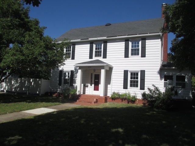 250 12th Ave N, Clinton, IA 52732
