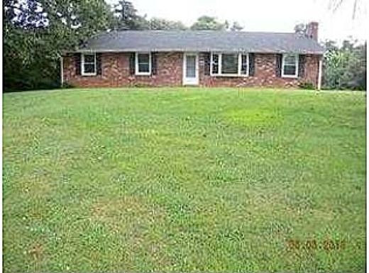 Oak Branch Ct, Vinton, VA 24179