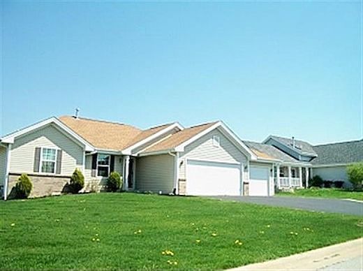 Barberry, Winnebago, IL 61088