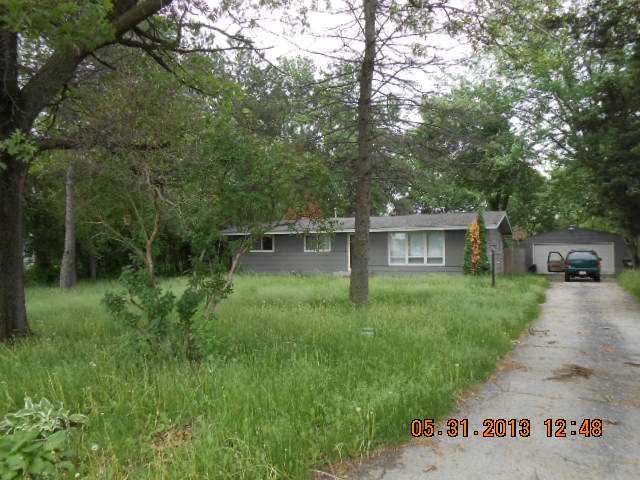 5349 Pine Ln, Roscoe, IL 61073