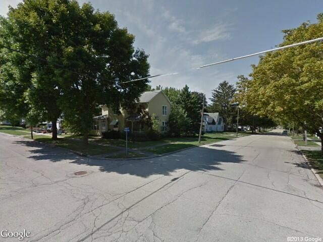 S Mulberry St, Mount Morris, IL 61054