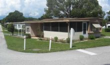 13151 Grape Ave Grand Island, FL 32735