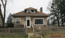 384 Lovell St Elgin, IL 60120