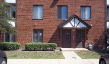 285 Gregory St Unit 4 Aurora, IL 60504