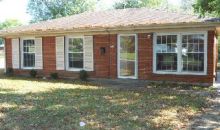 2245 Paris Dr Louisville, KY 40218