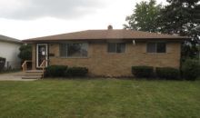 5865 White Pine Dr Bedford, OH 44146