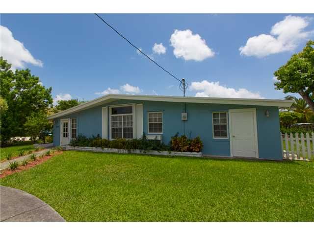6292 SW 31 ST, Miami, FL 33155