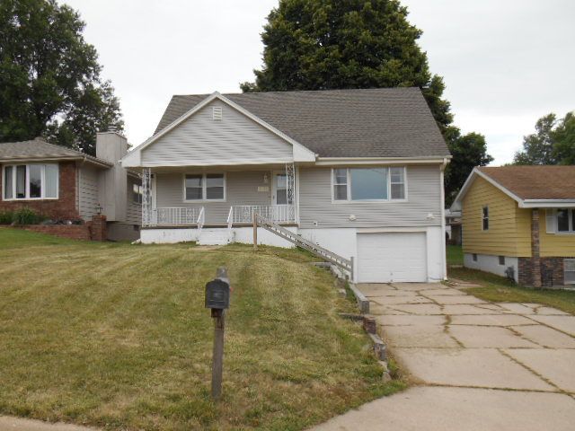 5423 A St, Omaha, NE 68106