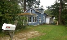 28 Sandy Beach Rd Auburn, ME 04210