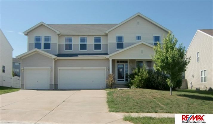 Glacier, Papillion, NE 68046