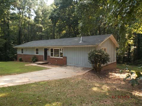 759 Twin Pines Rd, Covington, GA 30014