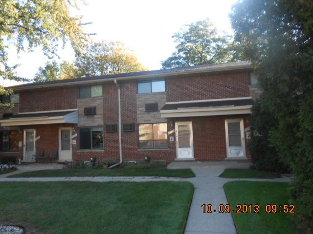 29243 Tessmer Ct Unit 100, Madison Heights, MI 48071