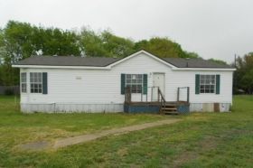 116 Porter Cir, Savoy, TX 75479