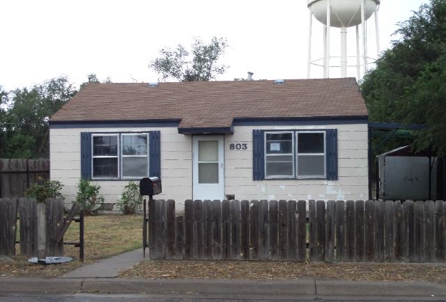 803 N Baughman St, Ulysses, KS 67880