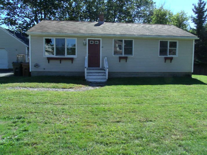 63 Cumberland Ave, Saco, ME 04072